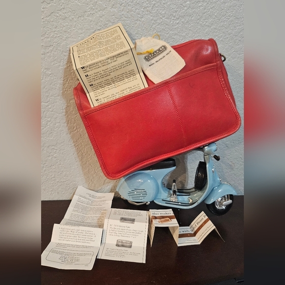 Coach Handbags - Vintage Coach Red Gloved Leather Companion Bag